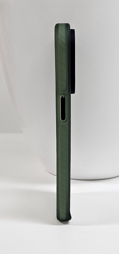 iPhone 15 Magsafe-Compatible Backcover - Groen met Lens Design — extra foto 0