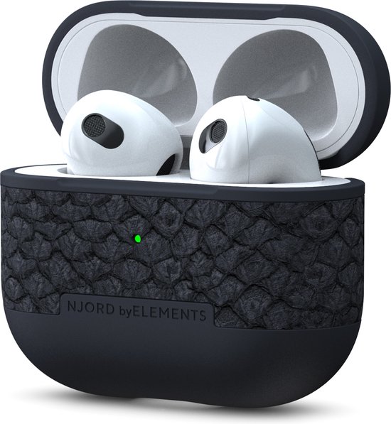 Njord byELEMENTS Geschikt voor Apple AirPods 3 Hoesje / Apple AirPods 3 Case - Zalm leer - Draadloos laden - Beschermt tegen krassen en stoten - Duurzaam materiaal - Donkergrijs
